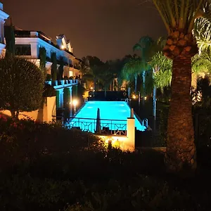 Apartment Luxury Frontal To The Sea In Doncella, Estepona